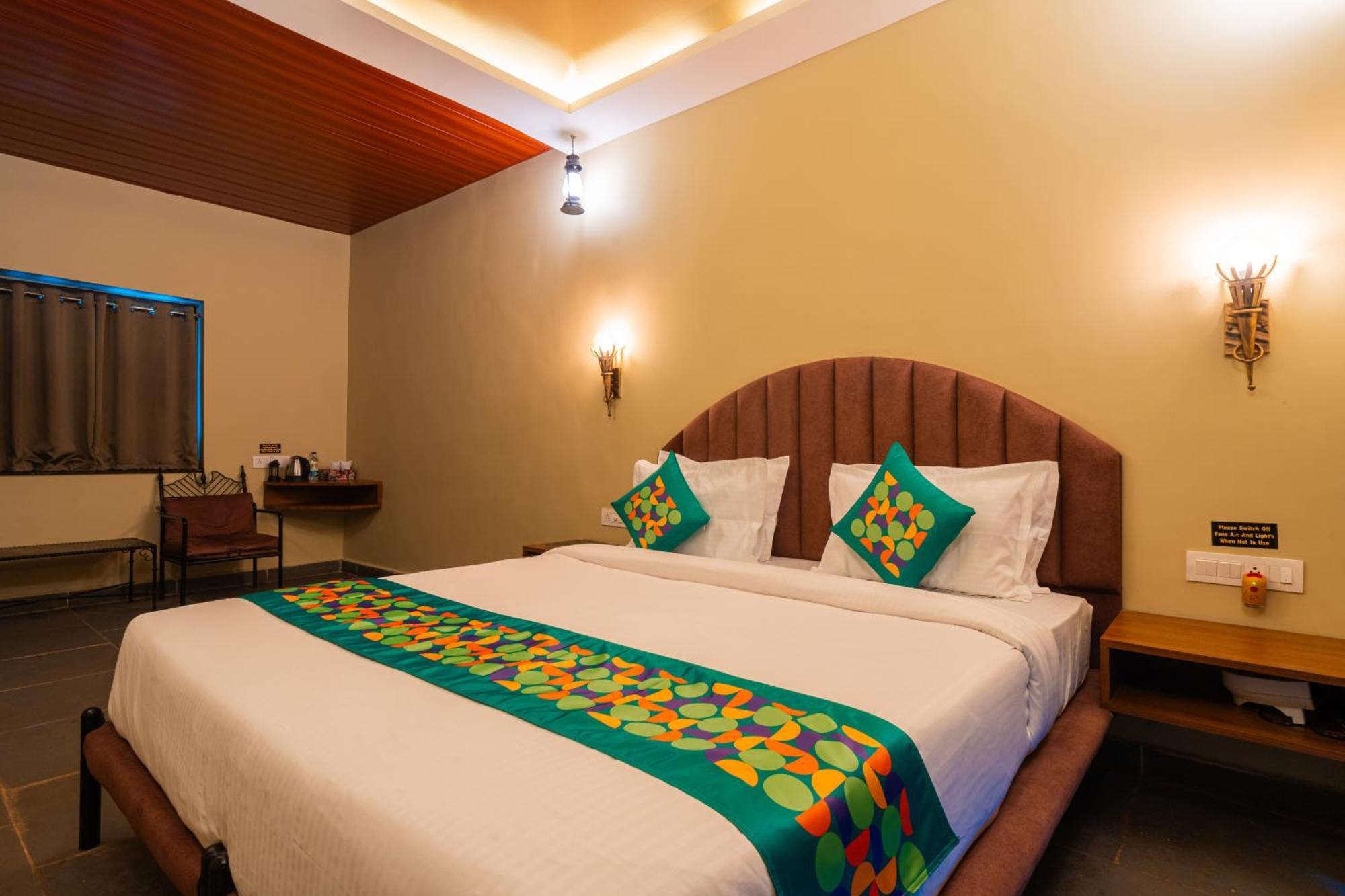 Treebo Premium Mowgli'S Den, Pench Hotel Khawasa Exterior photo