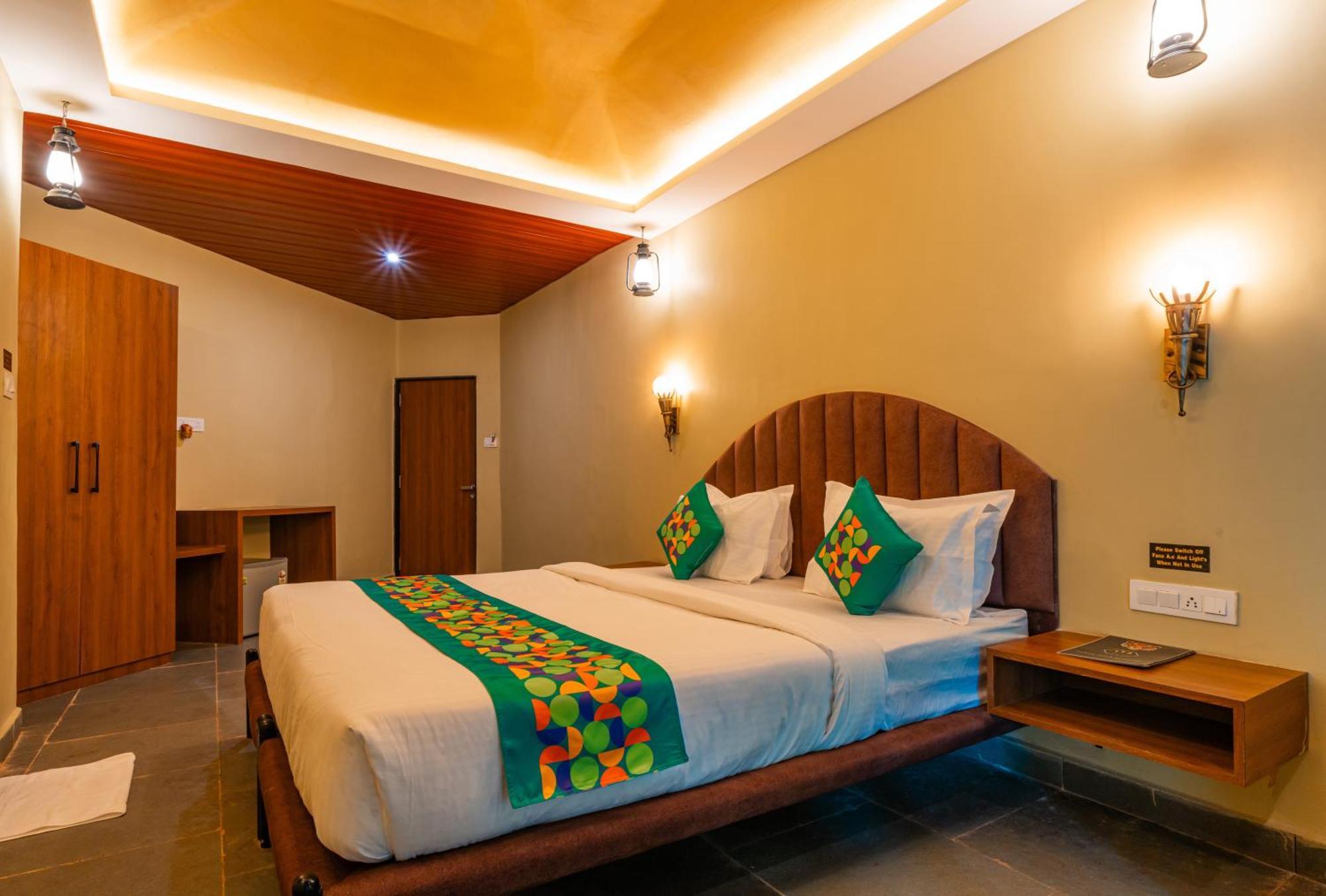 Treebo Premium Mowgli'S Den, Pench Hotel Khawasa Exterior photo